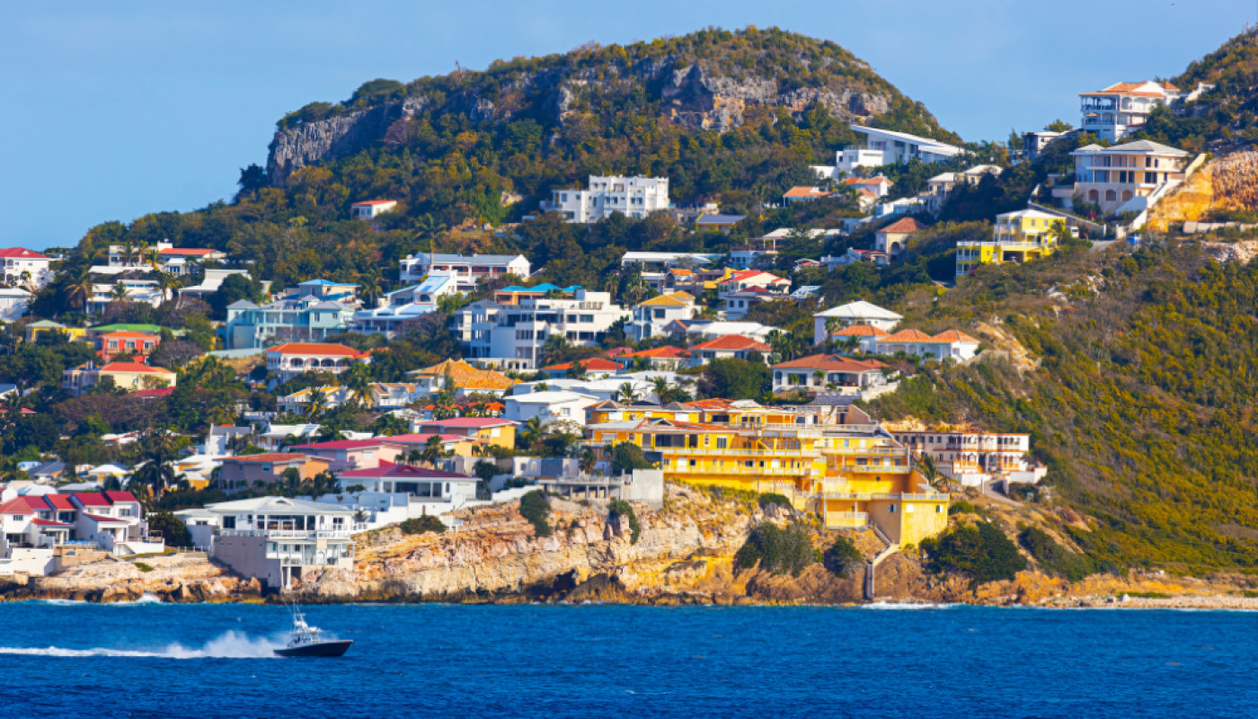 Living in Sint Maarten: a perfect blend of luxury, sunshine, and exceptional lifestyle